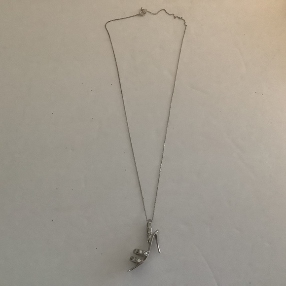 Sterling Silver high heel stiletto pendant necklace with chain - Picture 6 of 9